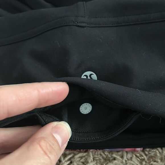 Lululemon Sweat And Repeat Legging Size 6 - Picture 9 of 10